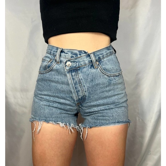 Princess Polly Xena denim shorts - Picture 2 of 3